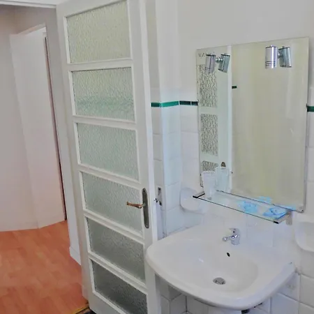 53 Solaro Apartmán *
