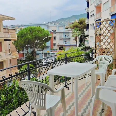 53 Solaro Apartamento